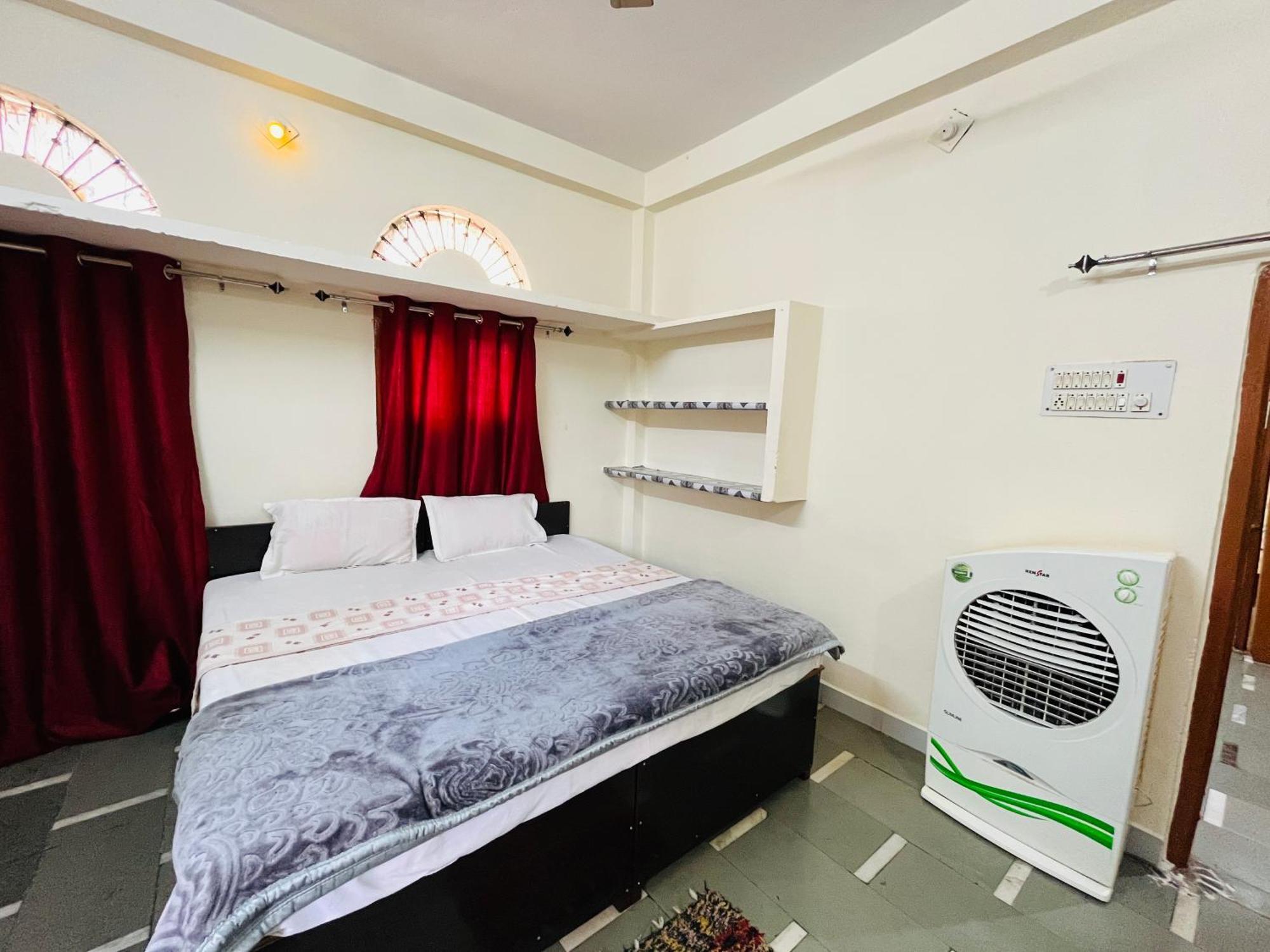 Tiwari G Home Stay Ujjain Exterior foto