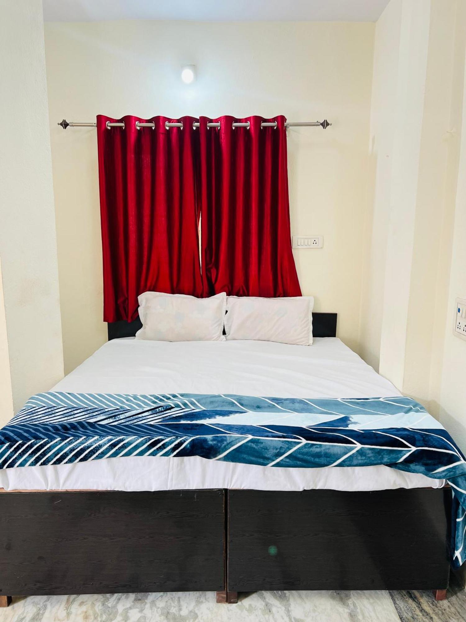 Tiwari G Home Stay Ujjain Exterior foto