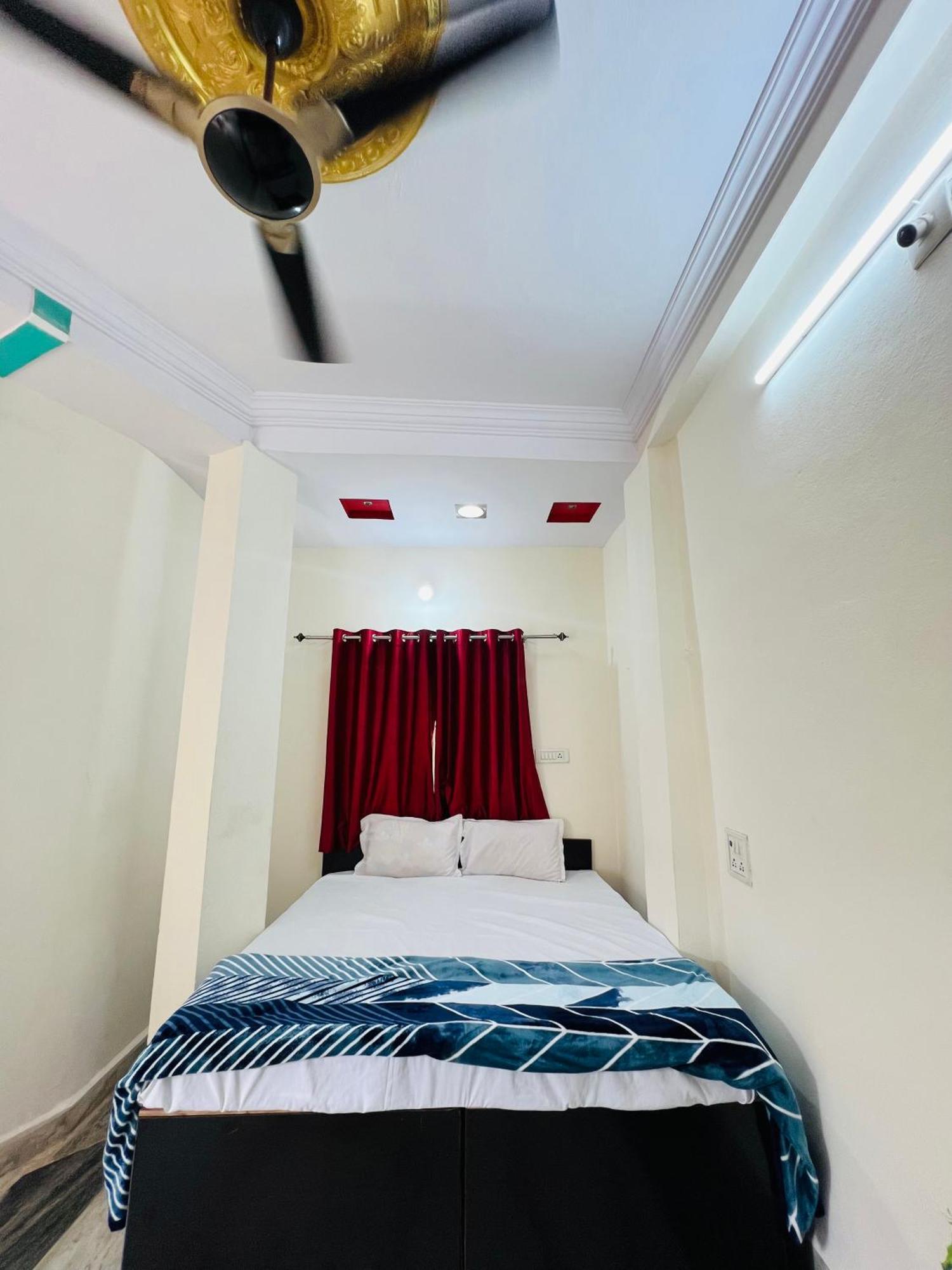 Tiwari G Home Stay Ujjain Exterior foto