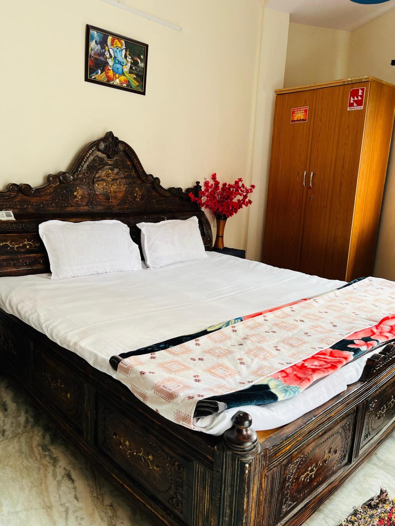 Tiwari G Home Stay Ujjain Exterior foto